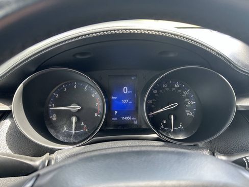 Used 2018 Toyota C-HR XLE FWD image 15