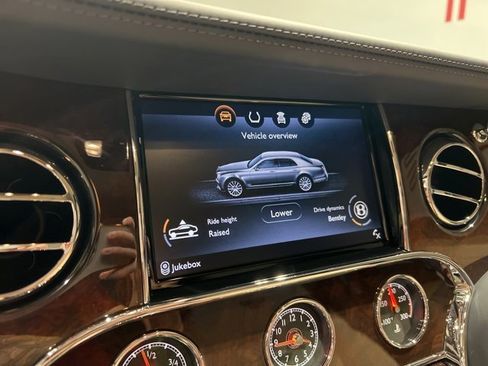 Used 2019 Bentley Mulsanne image 39