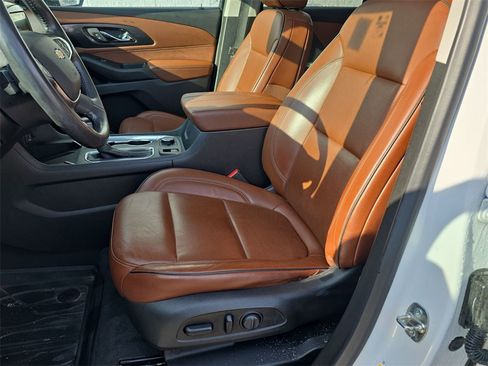 Certified 2020 Chevrolet Traverse High Country image 20