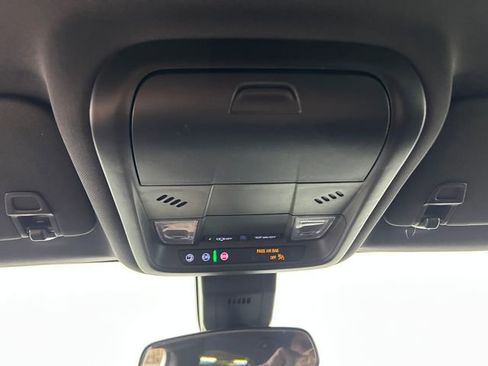 Used 2024 Chevrolet Equinox RS image 25