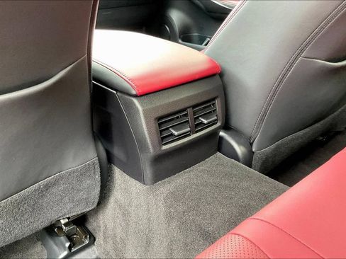 Used 2024 Lexus IS 300 w/ Comfort Package RWD image 10