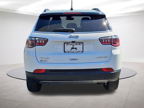 Used 2024 Jeep Compass Limited image 6