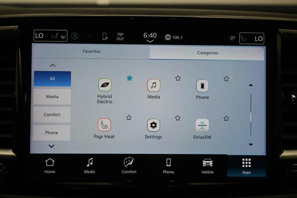 Used 2023 Chrysler Pacifica Touring-L w/ S Appearance Package FWD image 21