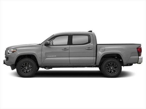 Used 2023 Toyota Tacoma SR5 AWD/4WD image 47