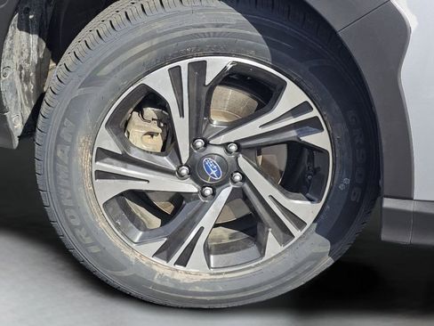 Used 2025 Subaru Crosstrek 2.0i Premium AWD/4WD image 18