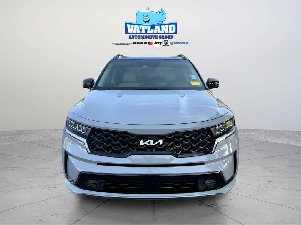 Used 2022 Kia Sorento EX w/ Panoramic Sunroof Package FWD image 8
