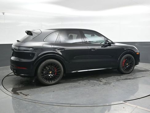 Used 2023 Porsche Cayenne GTS AWD/4WD image 4