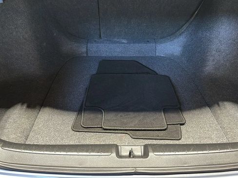 Used 2018 Honda Accord Sport image 13