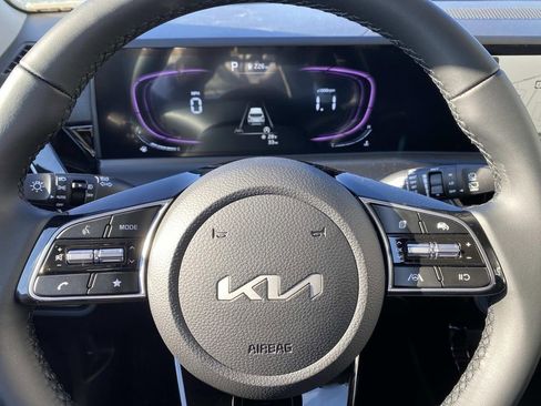 New 2025 Kia Seltos S image 12