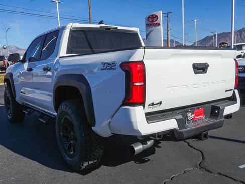 New 2025 Toyota Tacoma TRD Off-Road image 6