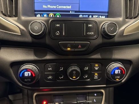 Certified 2024 GMC Terrain Denali w/ Black Diamond Edition image 26