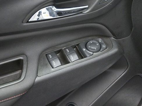 Used 2024 Chevrolet Equinox RS w/ RS Leather Package FWD image 11