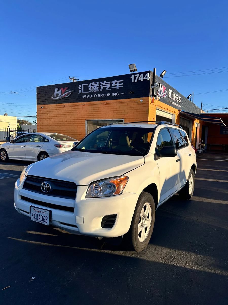 Used 2012 Toyota RAV4 FWD w/ Value Pkg image 1
