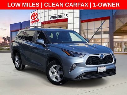Used 2023 Toyota Highlander LE