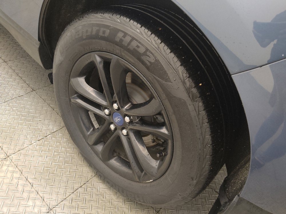 Used 2019 Ford Edge SEL w/ Equipment Group 201A FWD image 31
