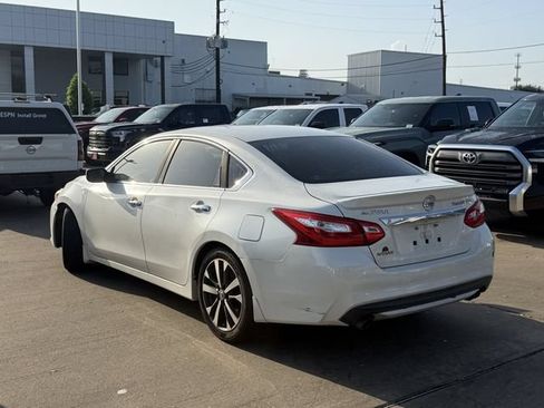Used 2016 Nissan Altima 2.5 SR FWD image 7