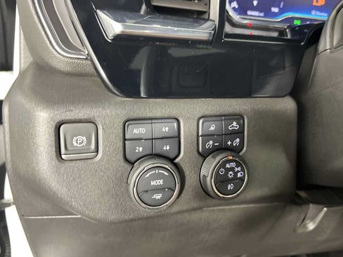 Used 2024 Chevrolet Silverado 2500 High Country w/ LPO, Dark Essentials Package AWD/4WD image 38