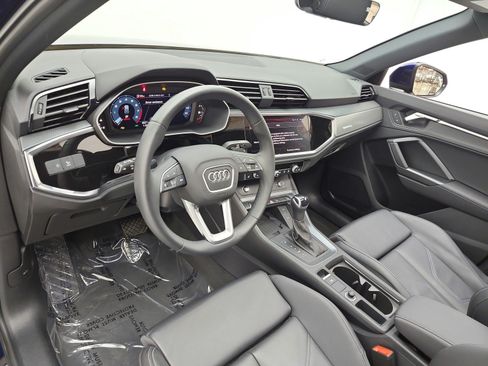 Used 2025 Audi Q3 2.0T Premium w/ Convenience Package AWD/4WD image 13