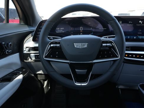 New 2025 Cadillac Lyriq Sport image 10