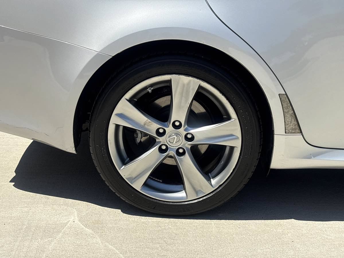Used 2011 Lexus IS 250 w/ Premium Pkg Value Edition RWD image 9
