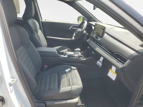 New 2026 Mitsubishi Outlander LE AWD/4WD image 26