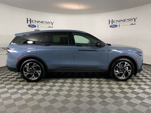 New 2025 Lincoln Nautilus Premier w/ Equipment Group 102A image 9