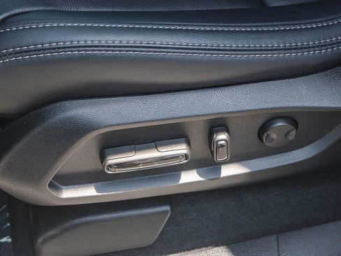 Used 2025 Honda Pilot Touring image 22