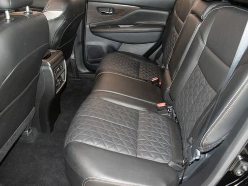 Used 2023 Nissan Murano Platinum AWD/4WD image 17
