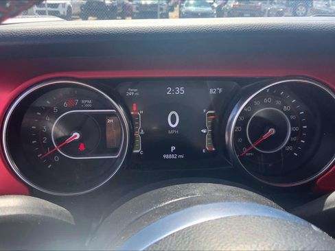 Used 2021 Jeep Wrangler Unlimited Rubicon AWD/4WD image 26