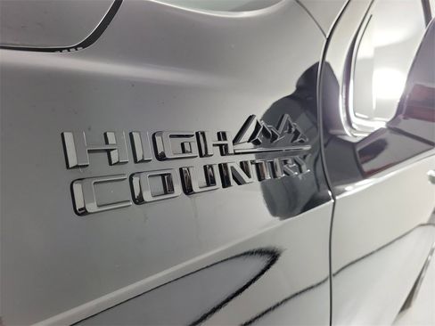 Used 2024 Chevrolet Tahoe High Country image 6