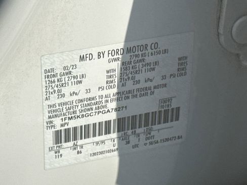 Used 2023 Ford Explorer ST w/ Equipment Group 401A image 19