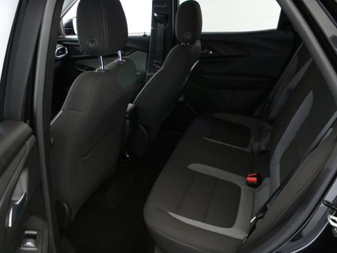 Used 2023 Chevrolet TrailBlazer LT FWD image 27