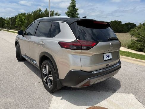 Used 2022 Nissan Rogue SL FWD image 7