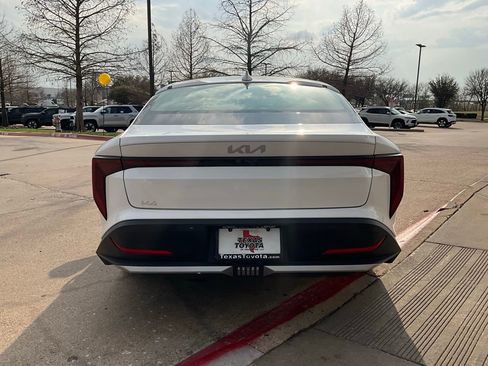 Used 2025 Kia K4 LXS image 7