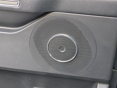 Used 2024 Ford Expedition Max XLT image 15