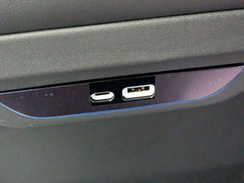 New 2026 Chrysler Pacifica Select w/ S Appearance Package image 25