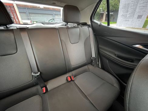 Used 2025 Buick Encore GX Preferred image 37