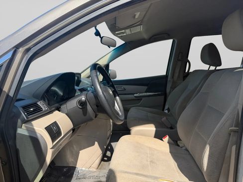 Used 2011 Honda Odyssey LX image 16