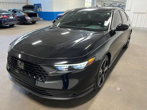 Used 2024 Honda Accord Sport image 7