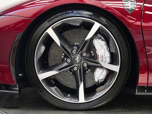 Used 2021 Ferrari SF90 Stradale AWD/4WD image 10