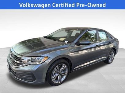 Certified 2022 Volkswagen Jetta SE
