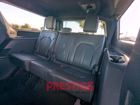 Used 2023 Ford Expedition Max Limited image 38