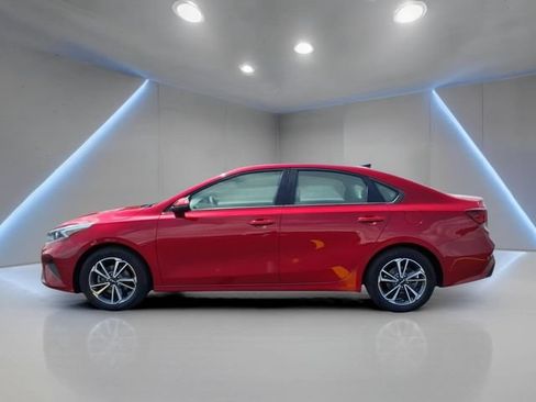 Used 2023 Kia Forte LXS w/ LXS Technology Package FWD image 24