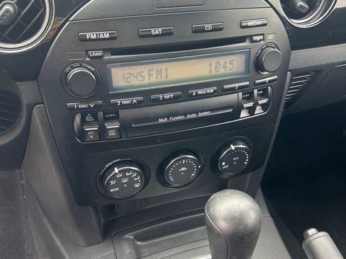 Used 2008 MAZDA MX-5 Miata Sport image 11