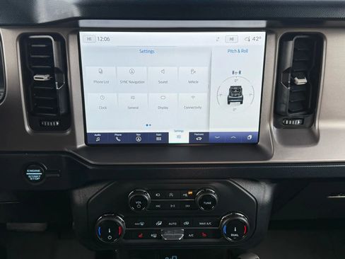 Used 2022 Ford Bronco Outer Banks image 18