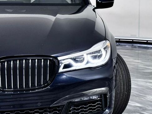 Used 2019 BMW 750i xDrive w/ M Sport Package AWD/4WD image 6