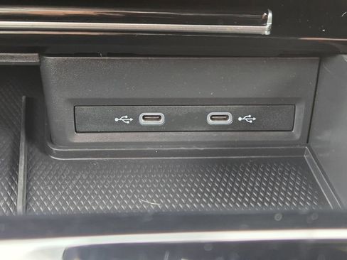 Used 2026 Volkswagen Atlas Cross Sport SE FWD image 22