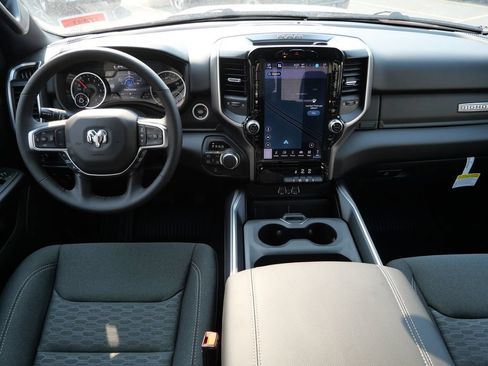 New 2026 RAM 1500 Big Horn AWD/4WD image 8
