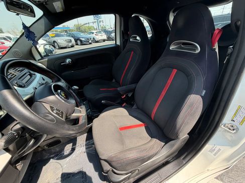 Used 2013 FIAT 500 Abarth FWD image 9