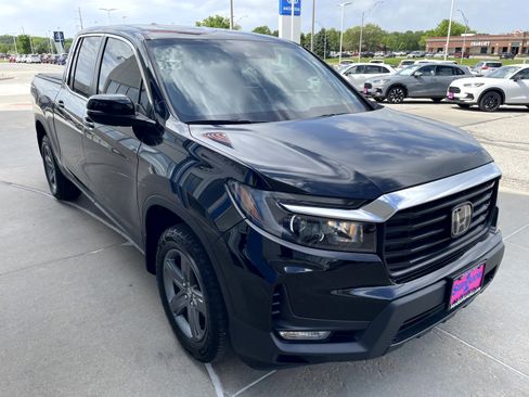 Certified 2023 Honda Ridgeline RTL image 4